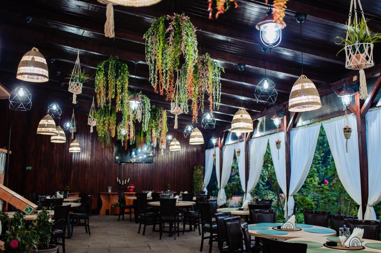 Hotel Roxy & Maryo- Restaurant -Terasa- Loc De Joaca Pentru Copii -Parcare Gratuita Eforie Nord Eksteriør billede